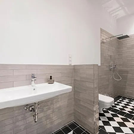 The Bornholmer - Lovely 2br In Pberg Up To 5 Ppl