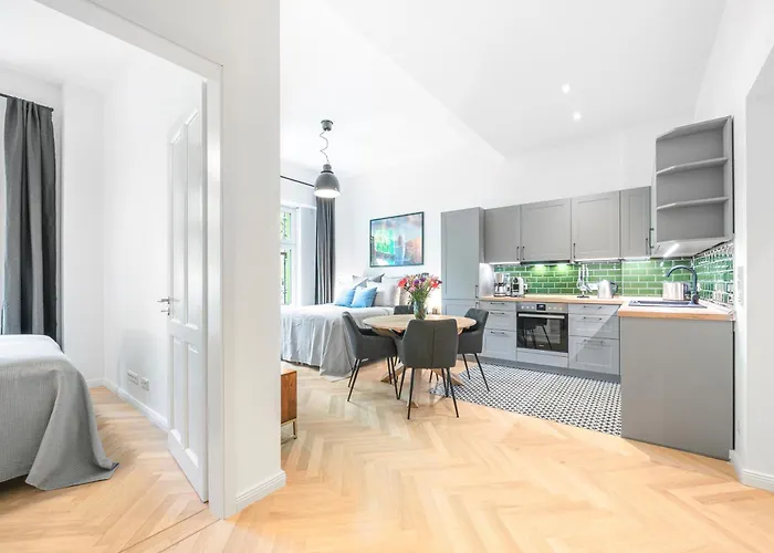 The Bornholmer - Group Flats In Berlin, Family-friendly, 4 - 5 Guests * ברלין