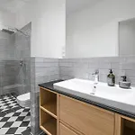 The Bornholmer - Group Flats In Berlin, Family-friendly, 4 - 5 Guests דירה *